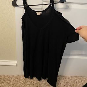 Black tank short sleeve